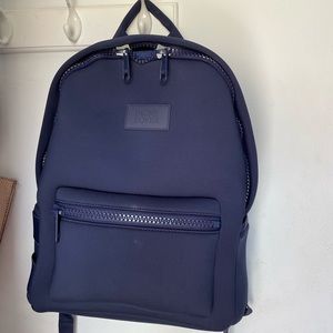 DAGNE DOVER SIZE M NAVY DAKOTA NEOPRENE BACKPACK
